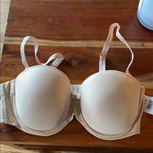 NWT Chantelle Strapless Bra, 36DD, Style 2136
